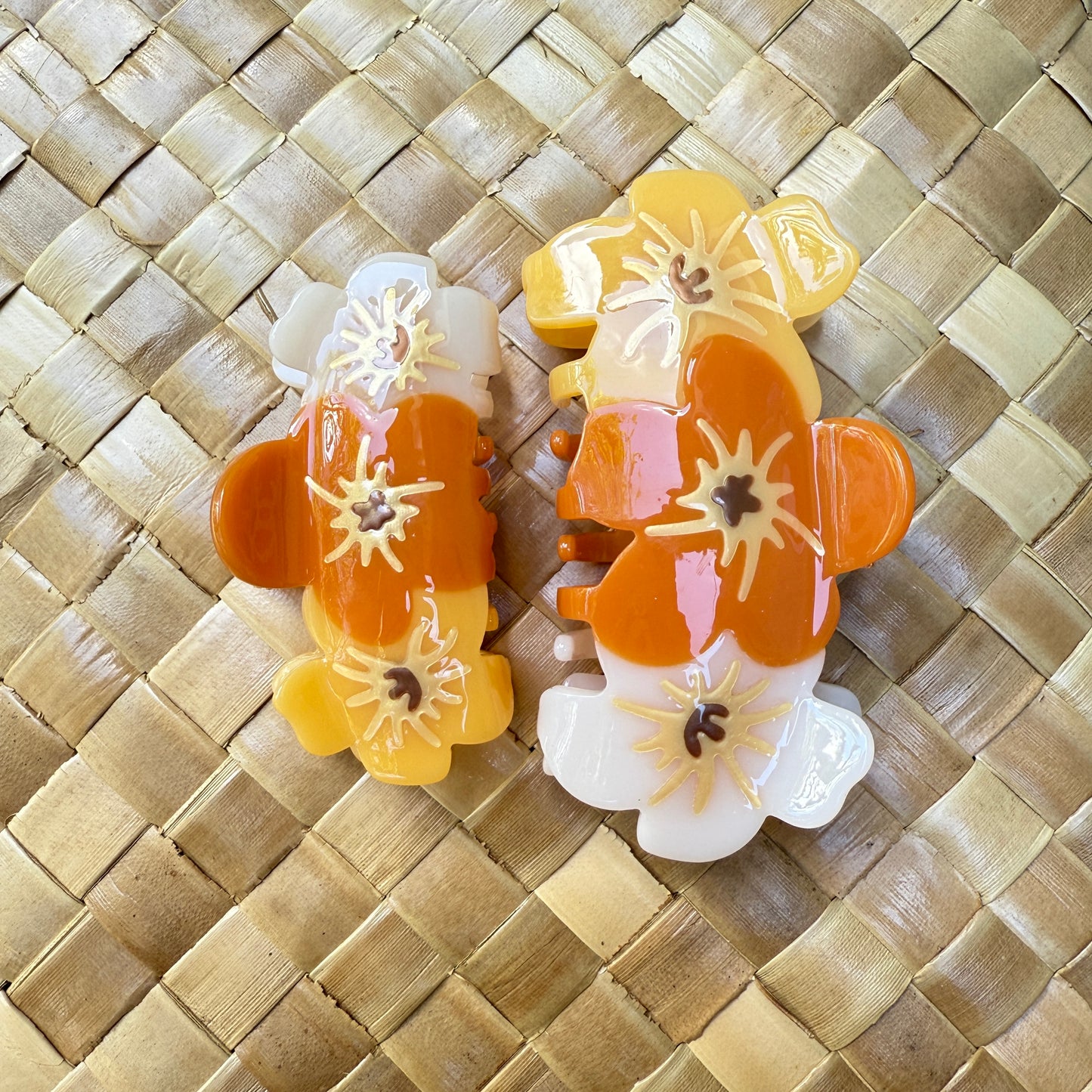 Coopmonsters Puakenikeni Hair Claw