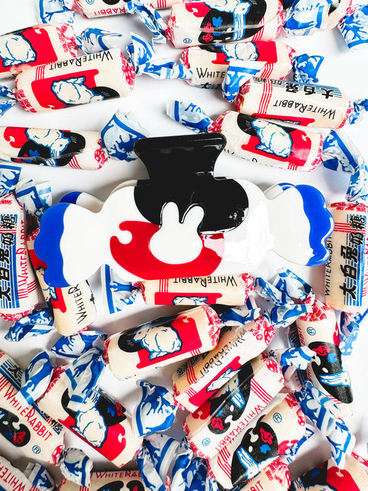 Coopmonsters White Bunny Hair Claw