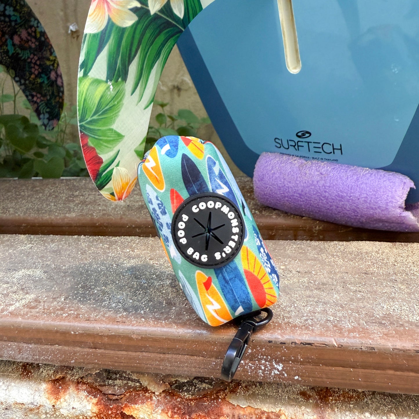 Coopmonsters Surf Poop Bag Holder