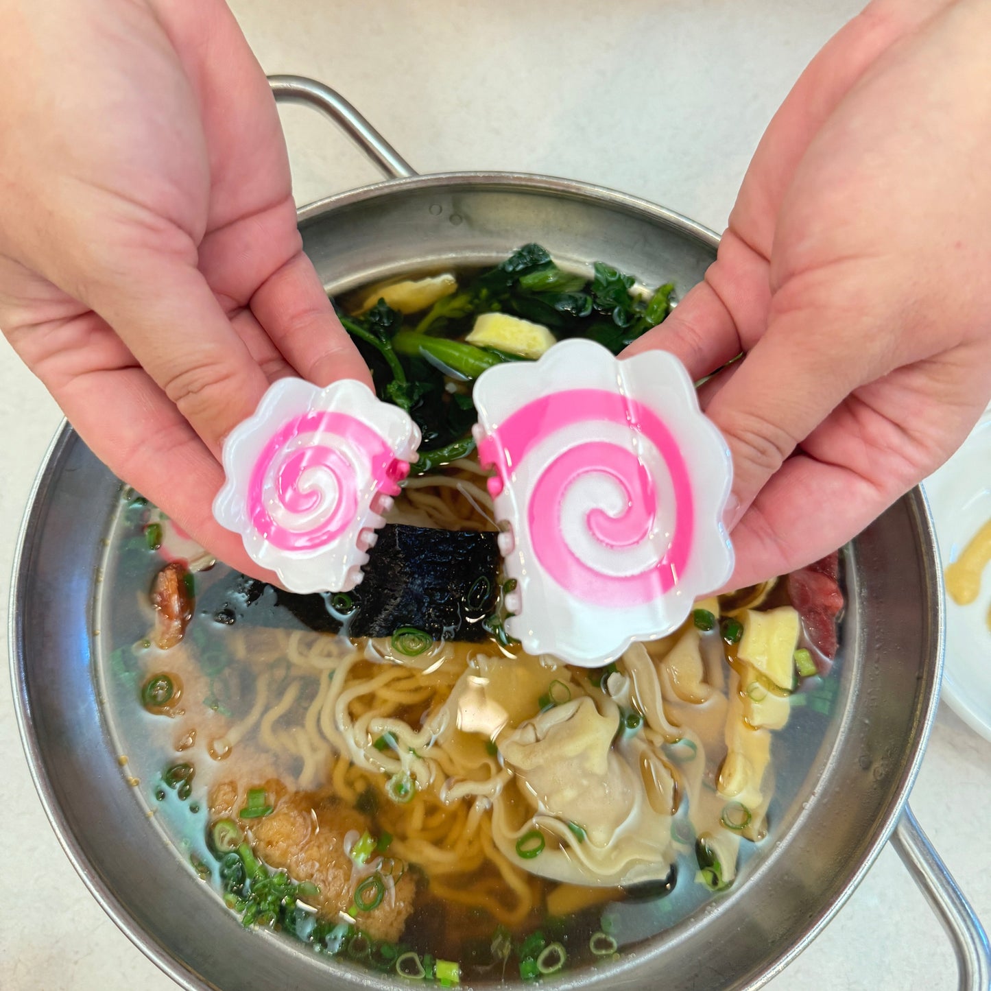 Coopmonsters Kamaboko Hair Claw