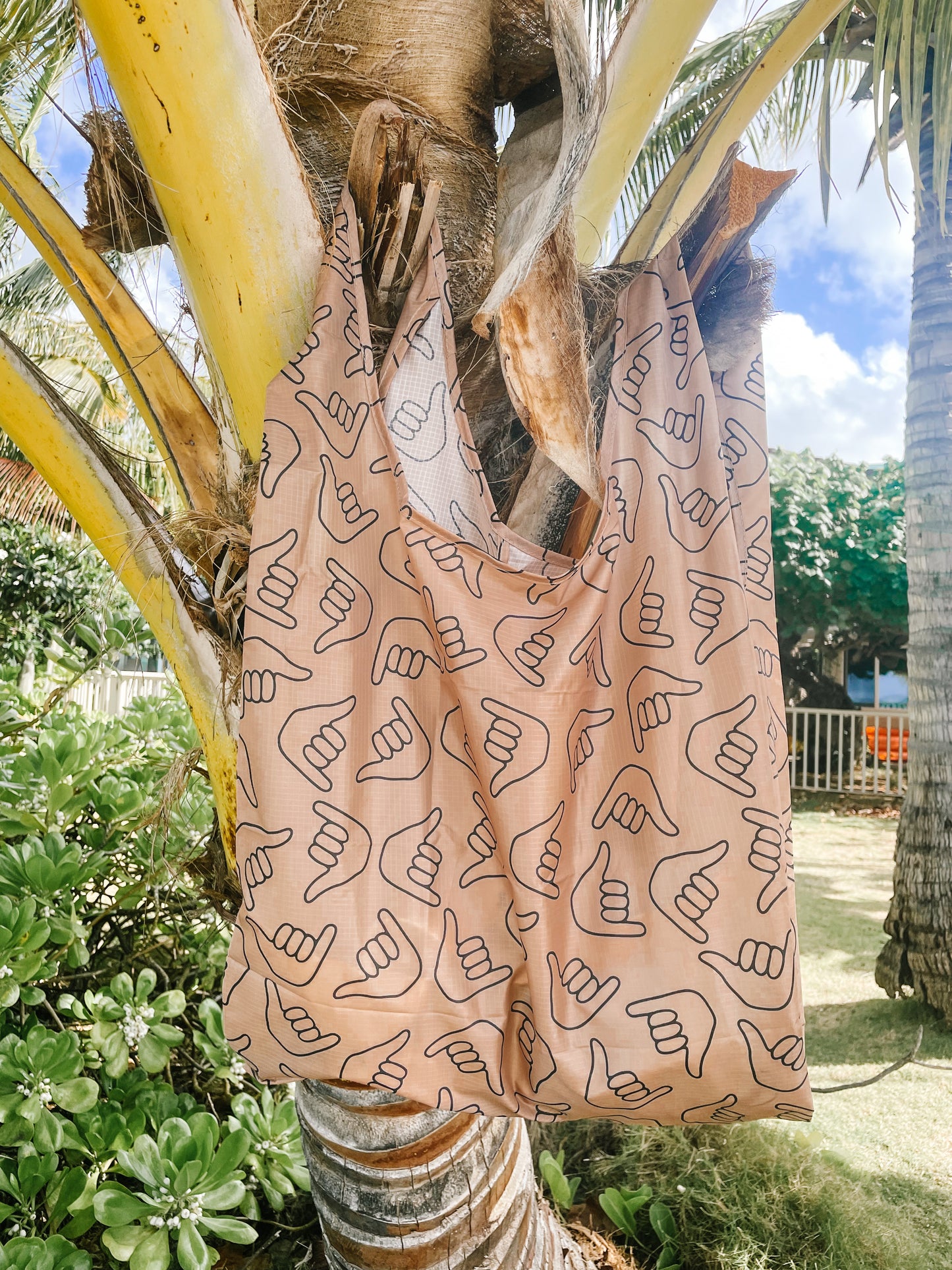 Coopmonsters Reusable Bag Shaka Latte