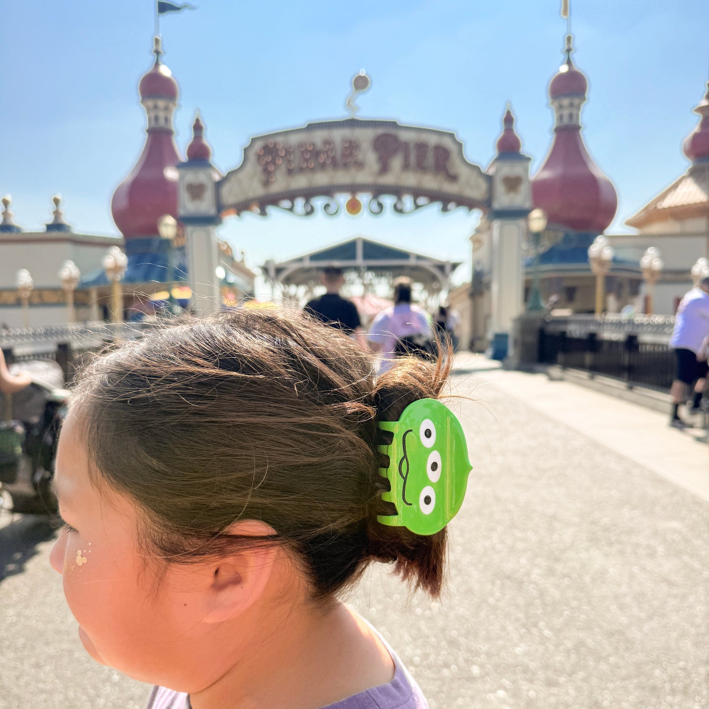 Coopmonsters Green Alien Hair Claw