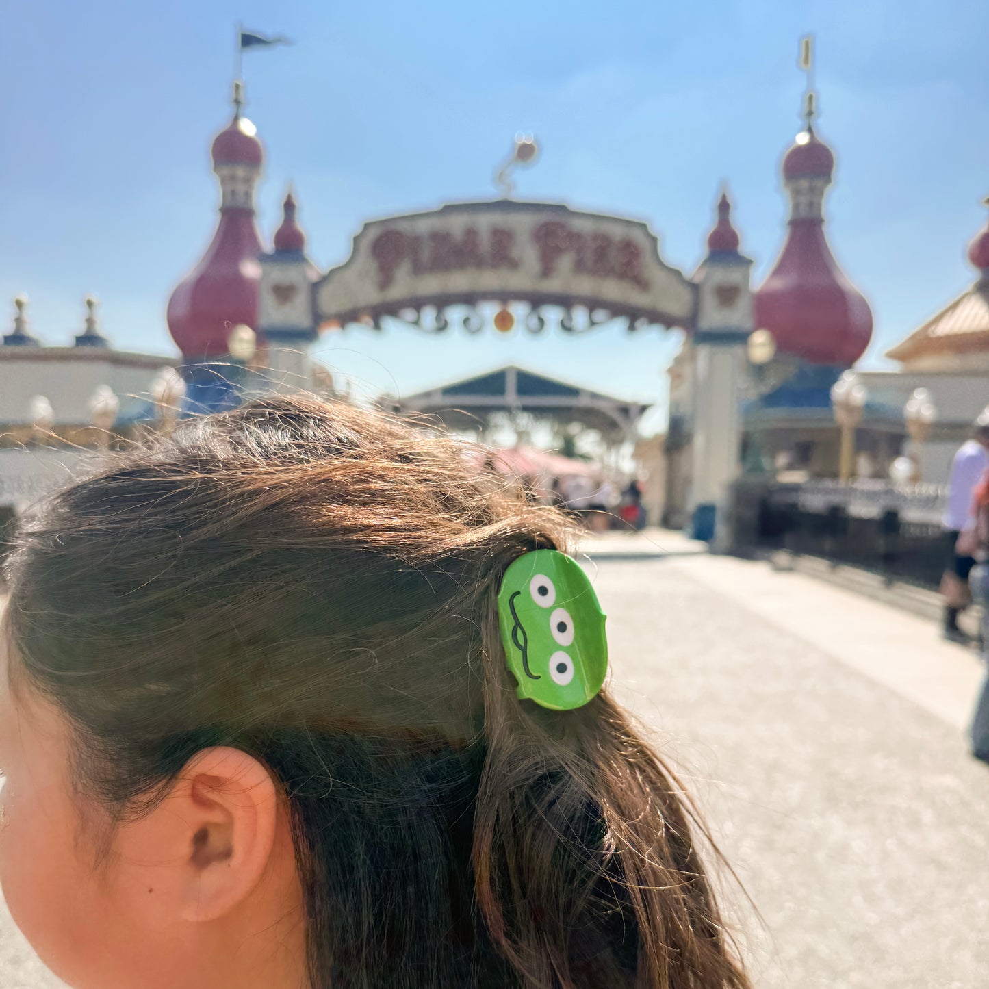 Coopmonsters Green Alien Hair Claw